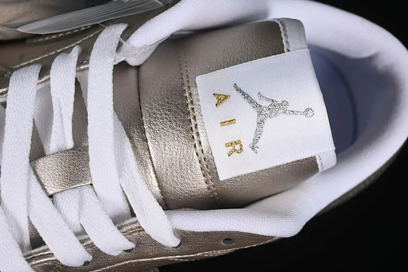 All categories Air Jordan Jordan series basketball shoes Air Jordan 1 Low Air Jordan 1 Low AJ1 Joe 1 platinum low-top retro basketball shoes HQ3529-099